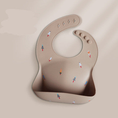Baby Eating Bibs: A Necessity for Every Parent
